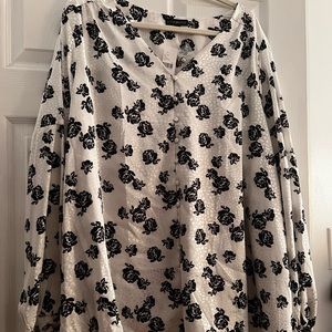 Lane Bryant black/white rose top Plus size 28